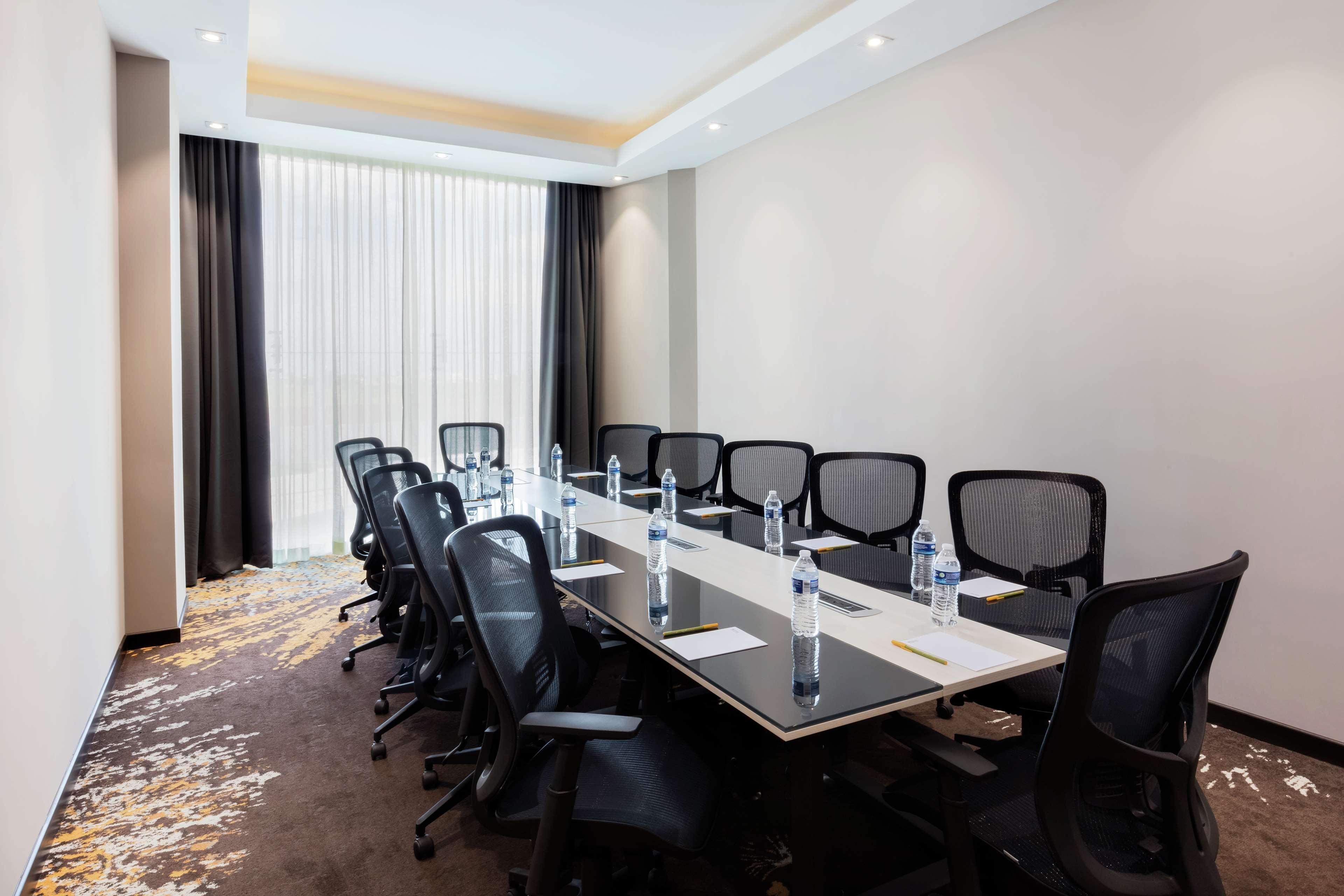 Hilton Garden Inn Salamanca Extérieur photo