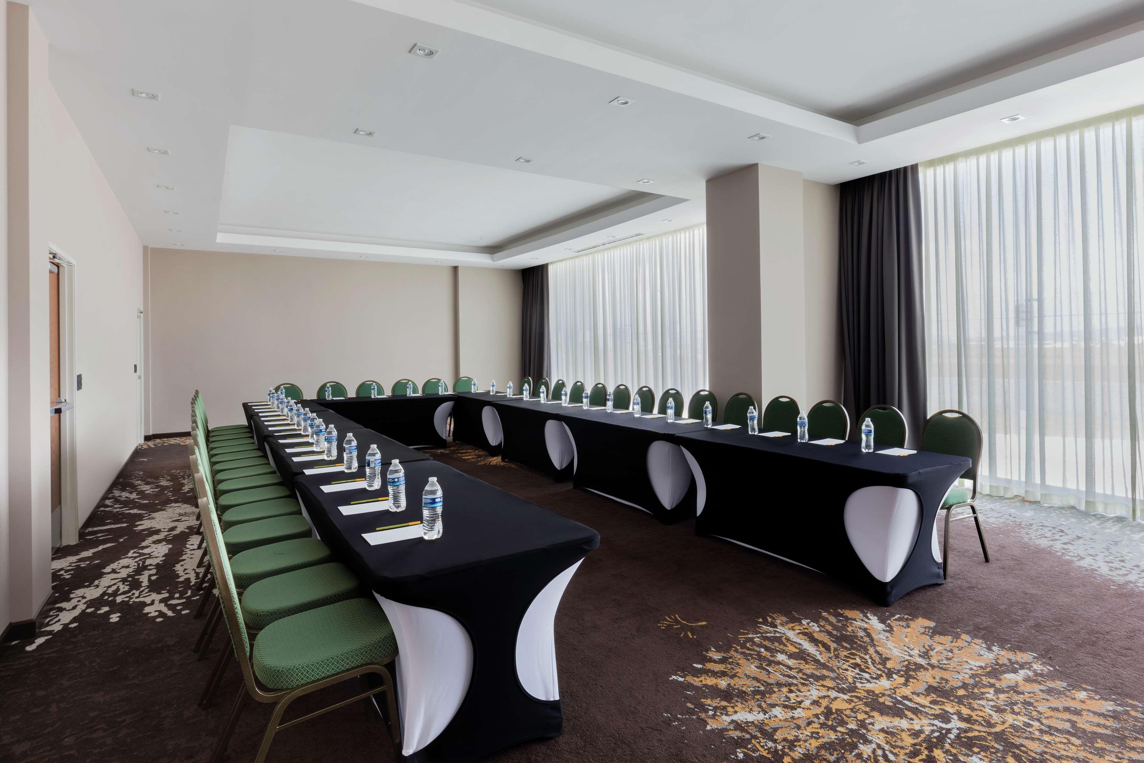 Hilton Garden Inn Salamanca Extérieur photo