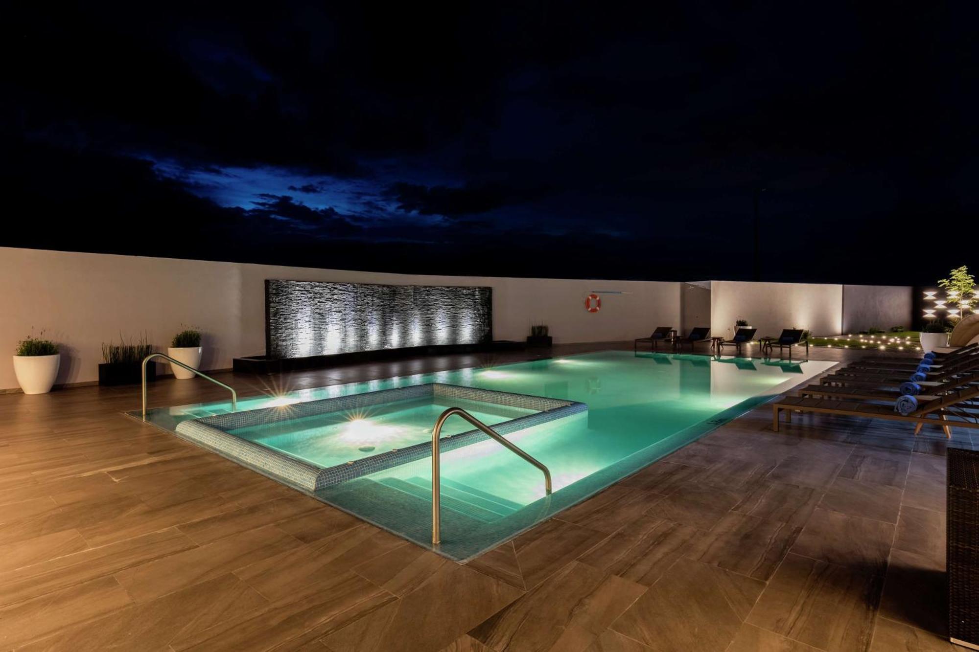 Hilton Garden Inn Salamanca Extérieur photo